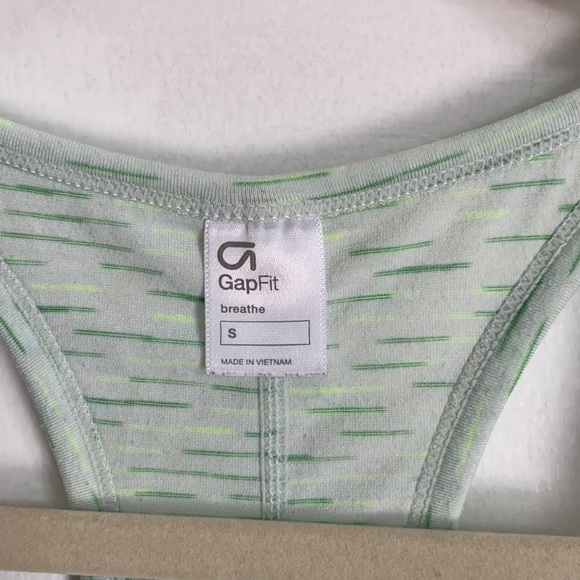 GapFit Breathe Racerback Tank - Picture 2 of 5